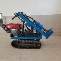Machine à forage de puits hydraulique souterraine Diesel diponible sur AFOMA-CM :