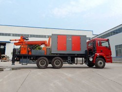 FOREUSE DE PUITS MODEL JR200 SUR AFOMA-CM :